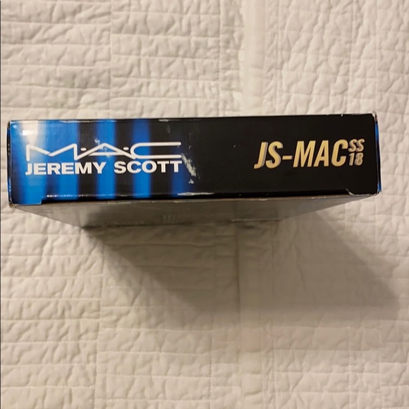 MAC x Jeremy Scott Eye Shadow x 29 AM FM Cassette - Picture 7 of 8